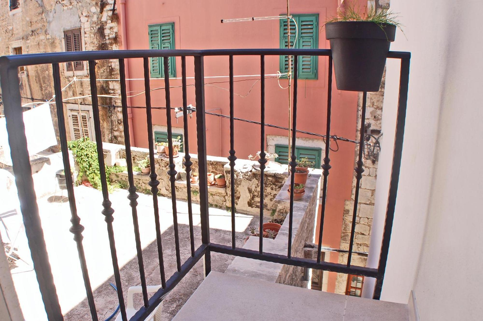 Duma Apartments シベニク エクステリア 写真
